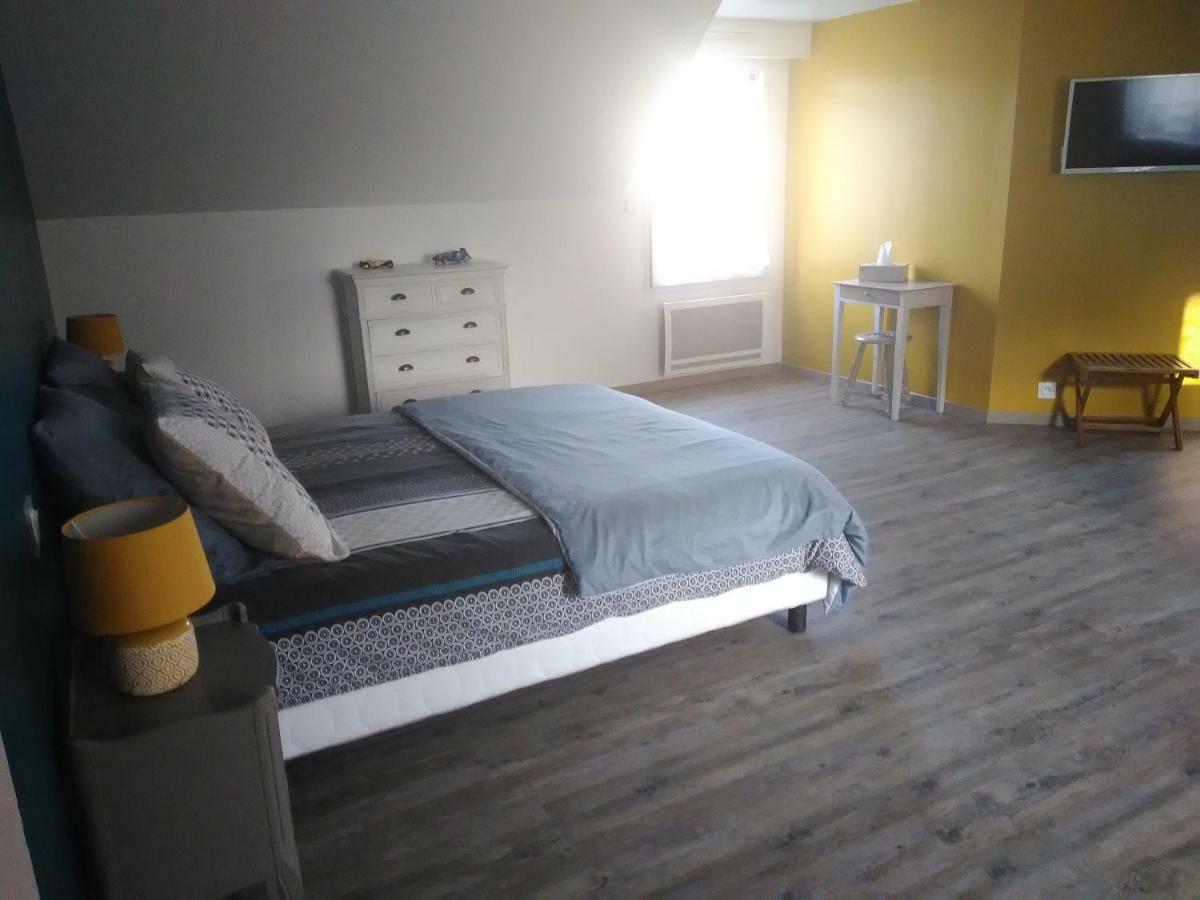 Les Muscaris Bed and Breakfast Le Minihic-sur-Rance Buitenkant foto